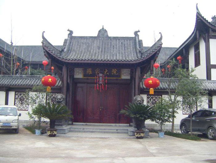 仿古式度假酒店金屬瓦應(yīng).jpg